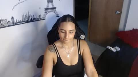 Snapshot of sara_thompson01 chatting on June 22, 2026, 10:07 pm SARA online show from June 22, 2026, 10:07 pm