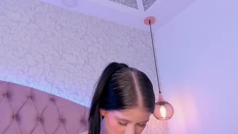 Sara  online show from May 31, 2026, 7:37 pm