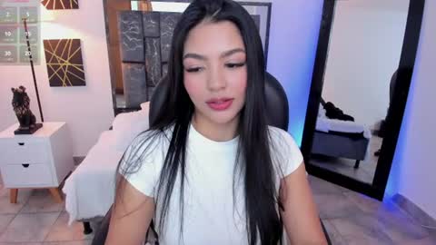 Snapshot of saraa_stormy chatting on June 16, 2026, 7:49 pm saraa_stormy online show from June 16, 2026, 7:49 pm