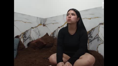 sara and thomas online show from November 13, 2025, 9:03 pm