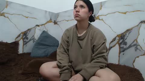 sara and thomas online show from December 21, 2025, 6:59 pm