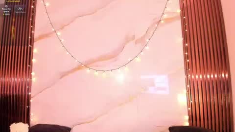 SARAHGIL online show from July 16, 2026, 4:07 am