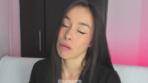 Snapshot of saraarchbould chatting on November 3, 2025, 3:52 am Sara online show from November 3, 2025, 3:52 am