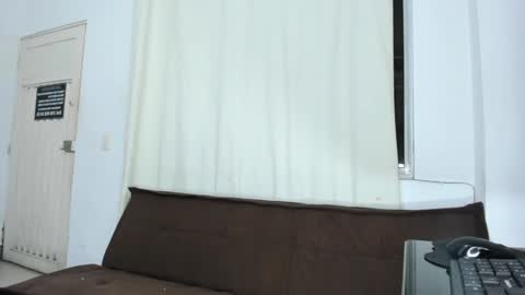 Snapshot of sarabella_hr chatting on December 6, 2024, 1:18 am Sarabella online show from December 6, 2024, 1:18 am