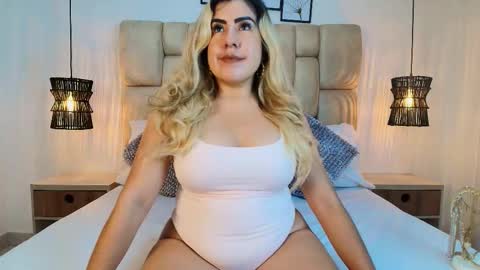 Snapshot of sarablonde_t chatting on March 20, 2026, 7:08 pm sarablonde_t online show from March 20, 2026, 7:08 pm