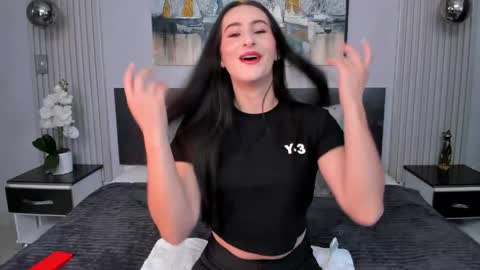 Sara Gomez  online show from June 1, 2026, 12:07 pm