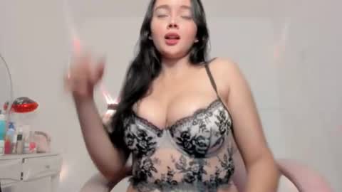 Snapshot of sarah_angelll chatting on June 11, 2026, 12:32 am sarah online show from June 11, 2026, 12:32 am