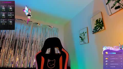 Snapshot of sarah_perez1 chatting on February 3, 2025, 1:30 am INSTAGRAM...sarah22 p online show from February 3, 2025, 1:30 am