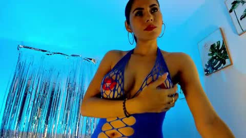 Snapshot of sarah_perez1 chatting on February 24, 2025, 12:20 am INSTAGRAM...sarah22 p online show from February 24, 2025, 12:20 am