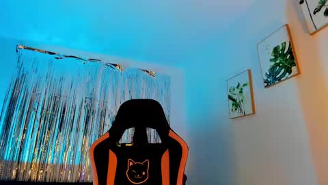 Snapshot of sarah_perez1 chatting on March 1, 2025, 2:59 am INSTAGRAM...sarah22 p online show from March 1, 2025, 2:59 am