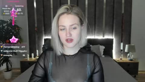 Snapshot of sarah_soul chatting on December 18, 2024, 4:42 am Sarah online show from December 18, 2024, 4:42 am