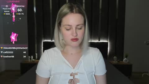 Snapshot of sarah_soul chatting on February 2, 2025, 3:54 am Sarah online show from February 2, 2025, 3:54 am