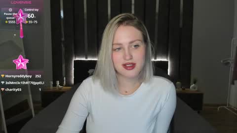 Snapshot of sarah_soul chatting on February 4, 2025, 4:15 am Sarah online show from February 4, 2025, 4:15 am