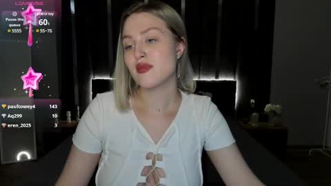 Snapshot of sarah_soul chatting on February 12, 2025, 4:12 am Sarah online show from February 12, 2025, 4:12 am