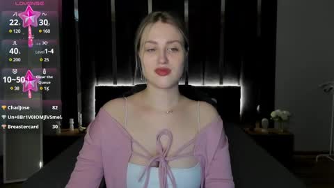 Snapshot of sarah_soul chatting on February 13, 2025, 4:00 am Sarah online show from February 13, 2025, 4:00 am