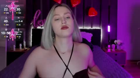 Snapshot of sarah_soul chatting on February 16, 2025, 12:52 am Sarah online show from February 16, 2025, 12:52 am