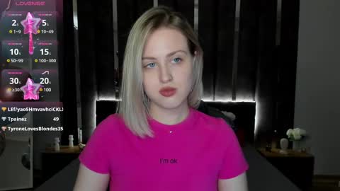 Snapshot of sarah_soul chatting on February 18, 2025, 4:15 am Sarah online show from February 18, 2025, 4:15 am