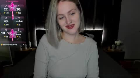 Snapshot of sarah_soul chatting on February 19, 2025, 1:08 am Sarah online show from February 19, 2025, 1:08 am