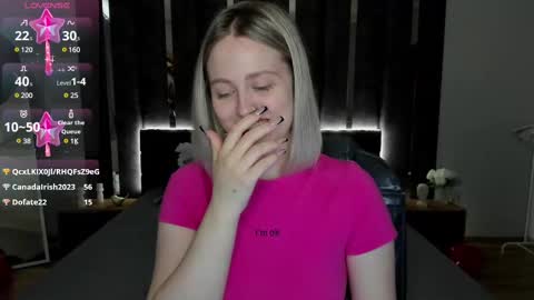 Snapshot of sarah_soul chatting on February 19, 2025, 7:17 am Sarah online show from February 19, 2025, 7:17 am