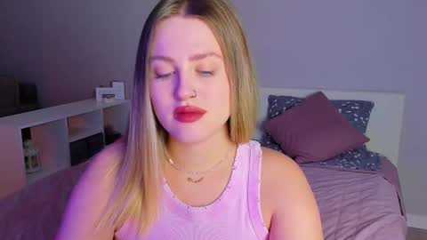 Snapshot of sarah_soul chatting on November 2, 2025, 12:46 am Sarah online show from November 2, 2025, 12:46 am