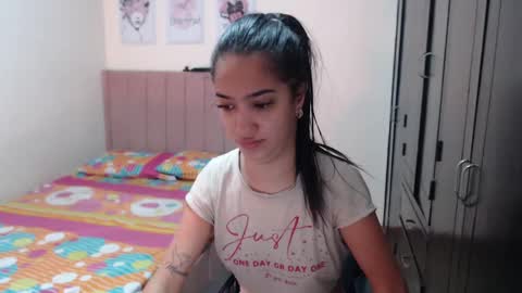 Sarah online show from January 26, 2025, 2:41 pm