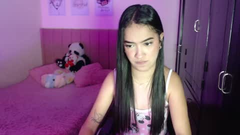 Sarah online show from February 12, 2025, 5:37 pm