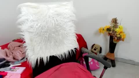 Sarah online show from April 13, 2026, 9:53 pm