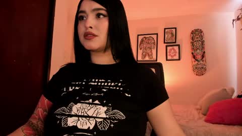 Snapshot of sarah_volkov chatting on May 1, 2026, 1:16 pm online show from May 1, 2026, 1:16 pm