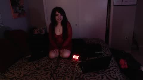 Snapshot of sarahbloom420 chatting on June 9, 2026, 5:30 am sarahbloom420 online show from June 9, 2026, 5:30 am
