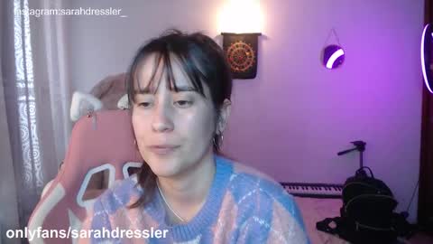 Snapshot of sarahdressler chatting on November 19, 2025, 7:58 pm sarahdressler online show from November 19, 2025, 7:58 pm