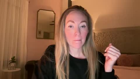 Sarah online show from June 2, 2026, 3:19 am