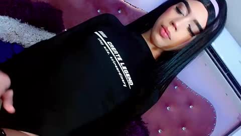 Snapshot of sarahh_sophia_ chatting on December 24, 2024, 9:22 pm Sarah Sophia online show from December 24, 2024, 9:22 pm