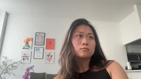 sarahli138974 online show from June 9, 2026, 8:31 pm