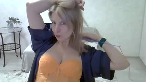 Snapshot of sarahphelps chatting on March 7, 2025, 6:22 pm sarahphelps online show from March 7, 2025, 6:22 pm