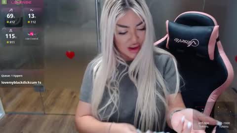 Sarah online show from November 20, 2025, 8:14 am