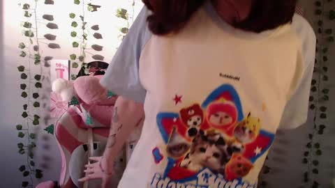 Snapshot of sarakinski chatting on January 6, 2025, 7:42 am Sara online show from January 6, 2025, 7:42 am