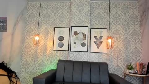 Sara online show from November 10, 2025, 12:15 pm