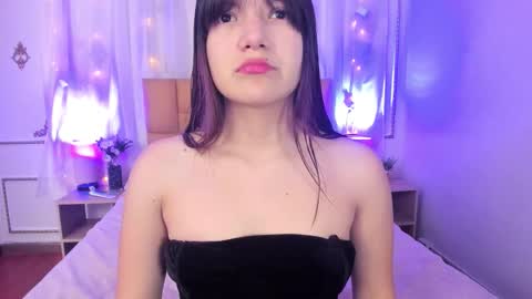 Snapshot of saralennox chatting on December 2, 2025, 3:23 am Sara online show from December 2, 2025, 3:23 am