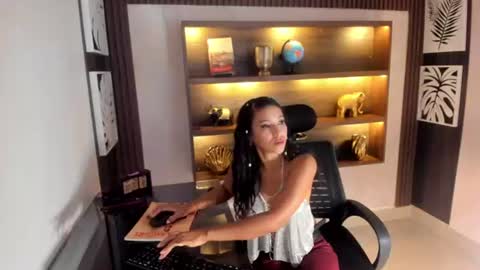 Snapshot of saramyers chatting on June 20, 2026, 1:19 am Sara online show from June 20, 2026, 1:19 am