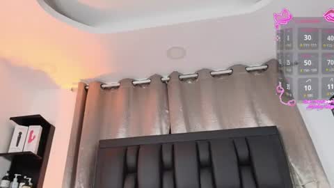 Snapshot of sararoy_ chatting on June 9, 2026, 10:54 pm Sara online show from June 9, 2026, 10:54 pm