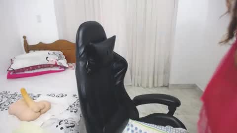 Snapshot of saray1221 chatting on February 1, 2025, 8:16 pm saray1221 online show from February 1, 2025, 8:16 pm