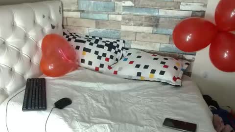 Snapshot of saray_hot202cl chatting on February 19, 2025, 6:55 am saray_hot202cl online show from February 19, 2025, 6:55 am