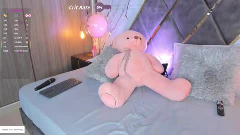 Saray Lopez online show from March 12, 2026, 1:01 am