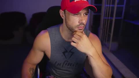 Snapshot of sargentsaltnpepa chatting on December 15, 2025, 8:13 pm SargentSaltNPepa online show from December 15, 2025, 8:13 pm