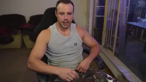 Snapshot of sargentsaltnpepa chatting on February 19, 2026, 7:43 pm SargentSaltNPepa online show from February 19, 2026, 7:43 pm