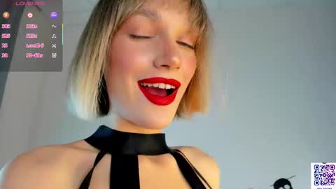 Your Selena 3 online show from October 30, 2025, 2:57 am