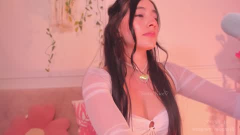 Sara  online show from February 22, 2025, 6:50 am