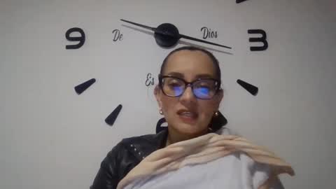 Snapshot of sarita_start chatting on November 25, 2025, 2:11 am sarita_start online show from November 25, 2025, 2:11 am