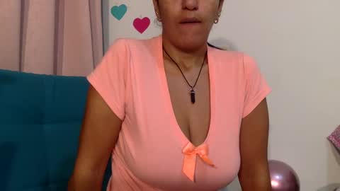 Snapshot of saritah_r chatting on December 27, 2024, 12:07 am saritha online show from December 27, 2024, 12:07 am