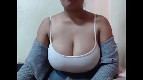 saronette online show from November 18, 2025, 5:56 am